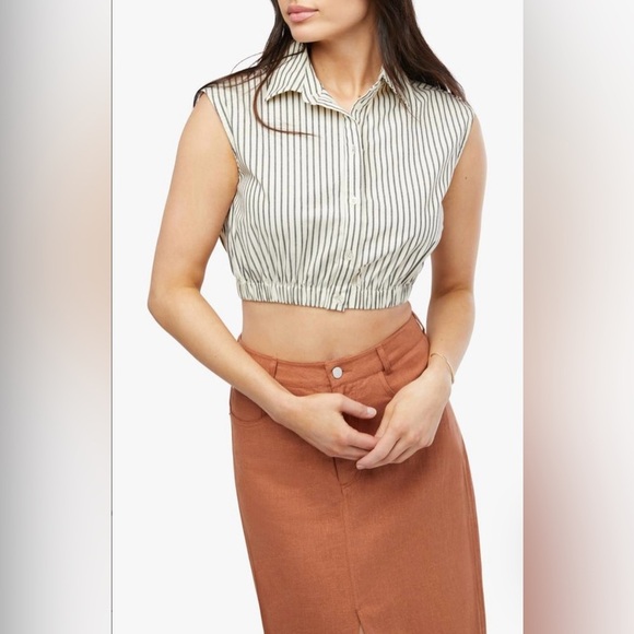 WeWoreWhat Tops - WeWoreWhat Sleeveless Popover Shirt in Color Antique White Size XS